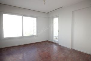 Retro’dan Silifke Caddesinde Asansörlü Fırsat B.mutfak 3+1