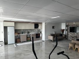 Mehmet Zengin Emlak'tan Kuzey Ankara'da Manzaralı Bahçeli Villa 3 Kat 4+1 2 Banyo Şık Modern