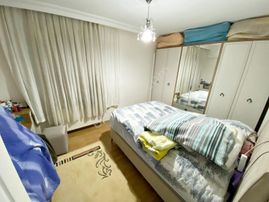 Valentia'dan Ege Lisesi Yanı Yüksek Giriş Satılık Fırsat Daire !