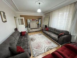 Mamak - Başak Mahallesinde E.banyolu, Asansörlü, 3+1 Satılık Daire !!!