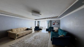 Esenyurt*3+1*130m2 Acil Satılık Daire!