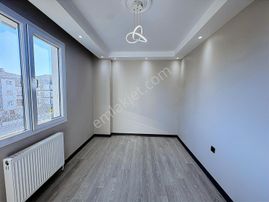 Büyükçekmece Ekinoba 3+1 Merkezi Konum Deniz Manzaralı Satılık