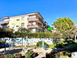 Kuşadası Marına Mevkıınde Sıte Içerısınde 2+1 Bakımlı Daıre!