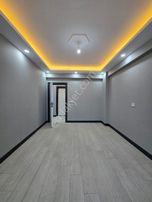 Hatip Mahallesinde Havuzlu Ebeveyn Banyolu 3+1 Lüks Daire