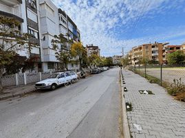 Salihli Kiralık 1+1 Ayrı Mutfak Daire Pazar Pazarı Yanı