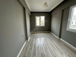 Didim Merkezi Konumda 3+1 Ayrı Mutfak Deniz Manzaralı Daire