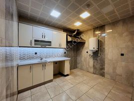 Balıkesir Sanayi Kiralık Modern Ve Tam Donanımlı İşyeri