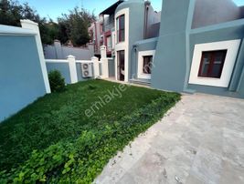 Marvera' Dan Gökbel'de Deniz Ve Doğa Manzaralı Satılık Villa