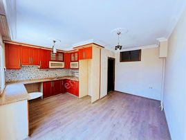 Pazartesi Pazarı Civarı Satılık Arakat Daire