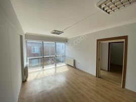E.g.a Gayrimenkul Yeni Mah. Cadde Üzeri Kiralık 2+1 110m2