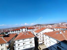 Başak Mah 3+1 Cadde Üzerinde Mantolamalı Masrafsız Satılık Daire