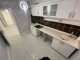 Kariyer'den Aşağıeğlence'de Bağımsız Yapılı Geniş 2+1 Daire