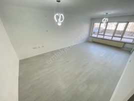 Kariyer'den Aşağıeğlence'de Bağımsız Yapılı Geniş 2+1 Daire