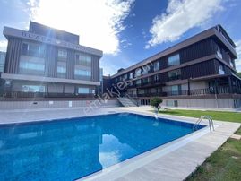 E.g.a'dan Blackdiamond Deniz Ve Havuz Manzaralı 1+1 Lüx Daire