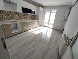 Karapürçek Salı Pazarı Yakını 3+1 Ön Cephe Asansörlü Satılık Daire