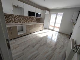 Karapürçek Salı Pazarı Yakını 3+1 Ön Cephe Asansörlü Satılık Daire