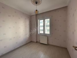 Atatürk Mahallesinde Doğalgazlı Bağımsız Mutfak 3+1