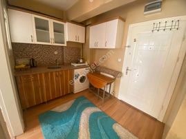 Anadolu Üni Dibi Odalar Ayrı Bakımlı Önü Açık Geniş 1+1 Ss-3