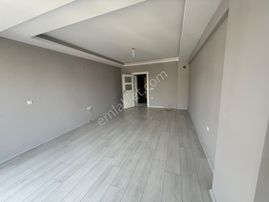 Yağmur Emlak'tan Tekkeköyde Tramvaya 5 Dk 3+1 Kiralık Lüks Daire