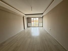 Yağmur Emlak'tan Tekkeköyde Tramvaya 5 Dk 3+1 Kiralık Lüks Daire