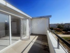 Akçalarda 4+1 Satılık 140 M2 Net Krediye Uygun Dubleks Daire