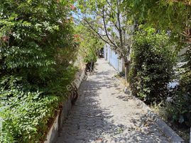 Nilüfer Demirci Satılık 3+1 Daire Zemin Kat İçi Sıfır Yapılı