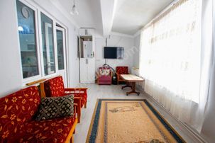 Sezgin Emlaktan Denize 50 Mt Müstakil Bahçe Kullanımlı 3+1 Daire