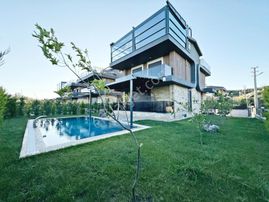 Ayanoğlun'dan Denize 100 Metre Full Deniz Manzaralı 4+1 Villalar