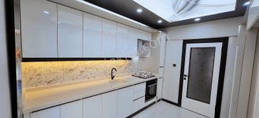 Acil Acil Maraşal Çakmak Da Ultra Lüx Tren İstasyona Yakın 3+1