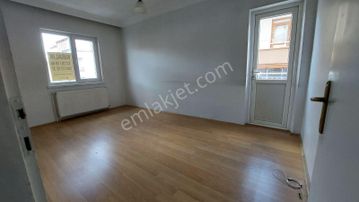 Topçu Tren İstasyon Dibi 3+1 Güney Yol Cep Yeni Mutfak Ve Banyo