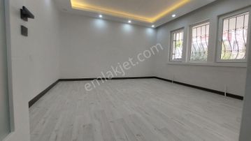 Etimesgut Etiler De Tren İstasyonu Dibi Utra Lüks 3+1 Satılık Da