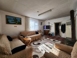 Güler^den Yenimahalle Yakacıkta 3+1 Müstakil(gecekondu) 800m2ars