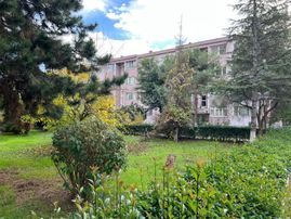 Yahya Kaptan 23 Nisan İlkokulu Karşısında 2+1 Kıralık Daıre