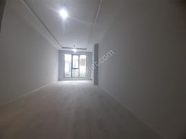 Zirvem Emlaktan Gürsel Mah Satılık 2+1 Lüx Ara Kat Da