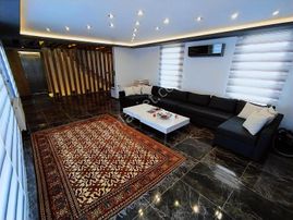 1 Dönüm İçinde 7+2 Malikane Sauna Açık Kapalı Havuz Müştemilat