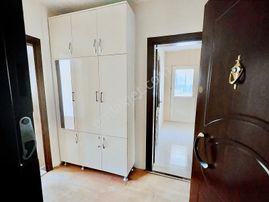 Kapalı Pazar Yerinin Arkası 2+1 Kapalı Mutfak Daire