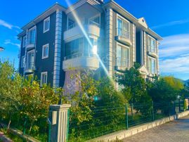 Dalaman Hürriyet De Kapalı Mutfak Krediye Uygun 3+1 Satılık Daire