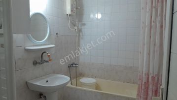 İzkent Yedigöller'de Temiz ,doğalgaz'lı 5.kat Daire