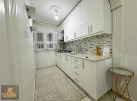 Karataş Emlaktan Eşyalı Kiralık Daire Metrobüs Yakını