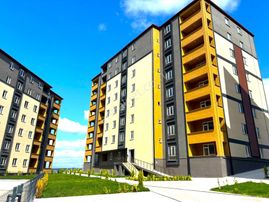 **eryıldız İnşa'tan**%80 Kredi İmkanı**tepe Bölgesinde Butik Site İçinde 130m2 Ultra Lüx 3+1