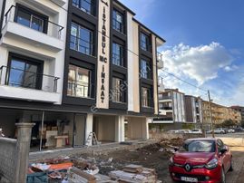 Merkezde Asansörlü Kaliteli 1+1 Güzel Daire