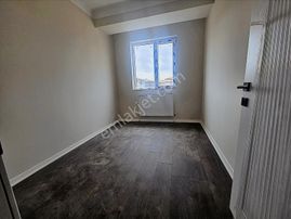 Yenikent 29 Ekim'de Ebeveyn Banyolu Sıfır Full Yapılı Daire