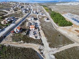 İzmir Menemen Villakent'te Satılık 942 M2 Arsa