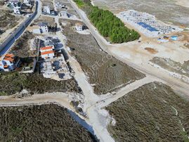 İzmir Menemen Villakent'te Satılık 942 M2 Arsa