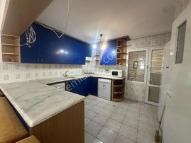 Yenifoça Maliyeciler Sitesi'nde 3+1 Bahçeli Müstakil Kiralık