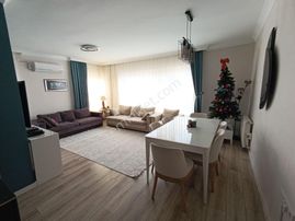 Kuzgun Sokakta Tamamen Yenilenmiş 3 + 1