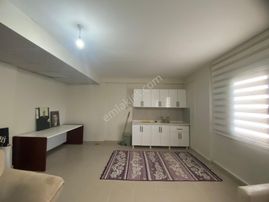 Çarkıpare’de Site İçerisinde Geniş 1+1