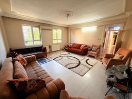 Hayat Emlak’tan Satılık Emniyet Caddesi Üzeri Köşe Başında 3+1 Ara Kat 2.kat Daire Kaçırılmayacak