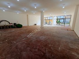 Sancaktepe'de Ruhsatlı İmarlı Kiralık 450 M² Müstakil İmalathane