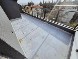 Arel'den Yenibina Ön Cph Ayrı Mutfak Teras Manzaralı Dubleks 3+1